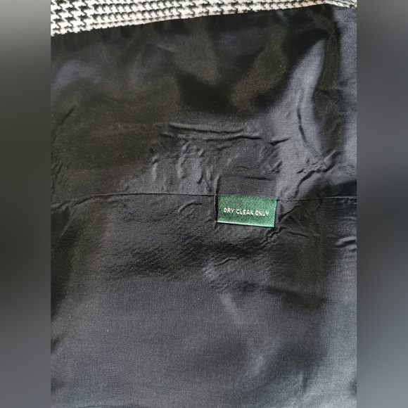 Lauren Ralph Lauren Linen Black, White and Pink Plaid Crop Jacket Size 8 - Picture 9 of 10